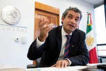 enrique-ochoa-reza-nego-en-2010-militar-en-el-pri_7277