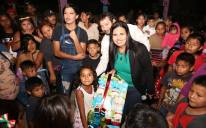 NIÑOS-DE-LA-COLONIA-LEONARDO-GÁSTELUM-COMPARTEN-POSADA-CON-ALCALDESA-ARMIDA-CASTRO2