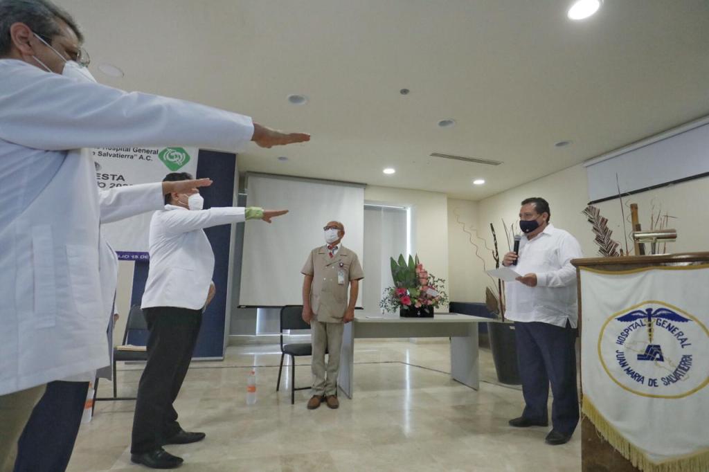 TOMA PROTESTA GOBERNADOR A DIRECTIVA DE LA ASOCIACIÓN DE MÉDICOS DEL B. HOSPITAL JUAN MARÍA DE&nbsp;SALVATIERRA
