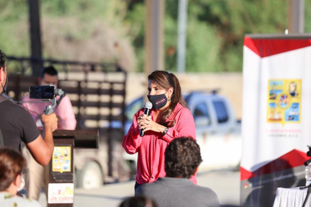 Apoyo al sector agrícola y ganadero: compromiso de la alcaldesa de Los&nbsp;Cabos