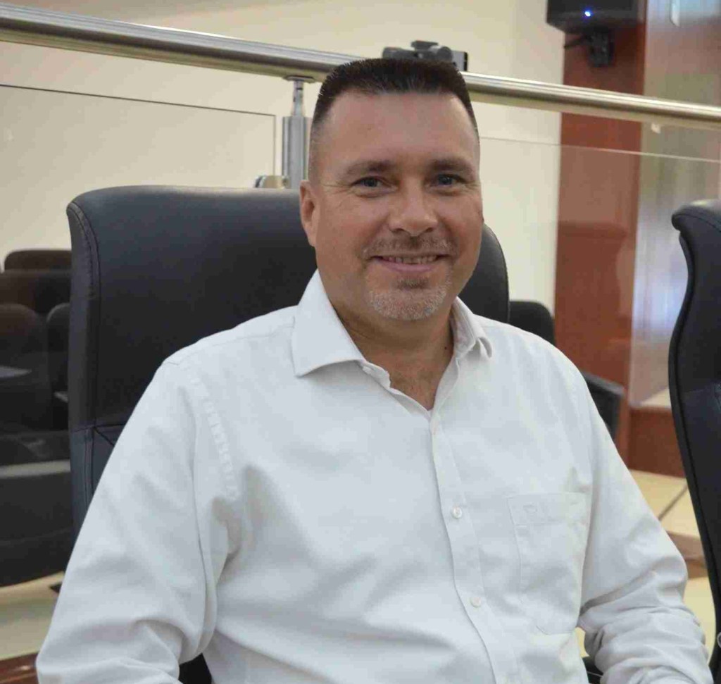 Utilizar tecnologías para evitar corrupción y eficientar servicios propone José Luis&nbsp;Perpuli