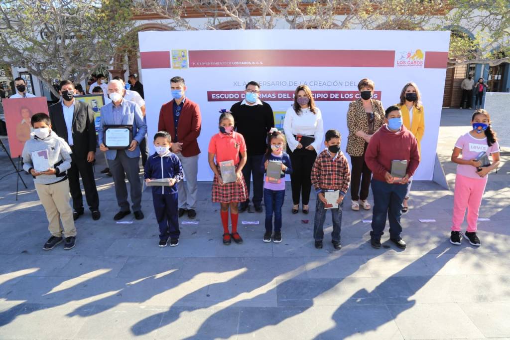 Se conmemoran 40 años del Escudo de Armas del municipio de Los&nbsp;Cabos