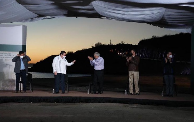 Con AMLO inaugura el gobernador modernización de carretera a&nbsp;Pichilingue