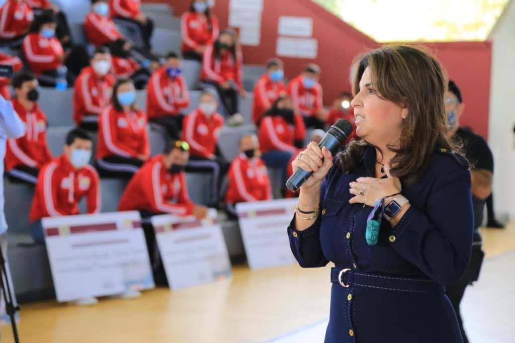 Alcaldesa Armida Castro cumple su palabra a deportistas cabeños; INDEM Los Cabos iniciará el pago de becas&nbsp;2021