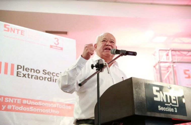 Magisterio pilar de desarrollo para los pueblos: Víctor&nbsp;Castro