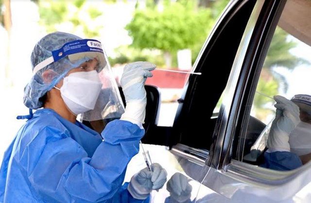 En estacionamiento Teatro de la Ciudad también toman&nbsp;pruebas