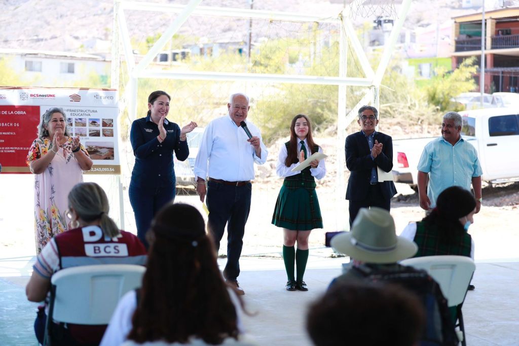 Estrena techo la cancha deportiva del&nbsp;Cobach