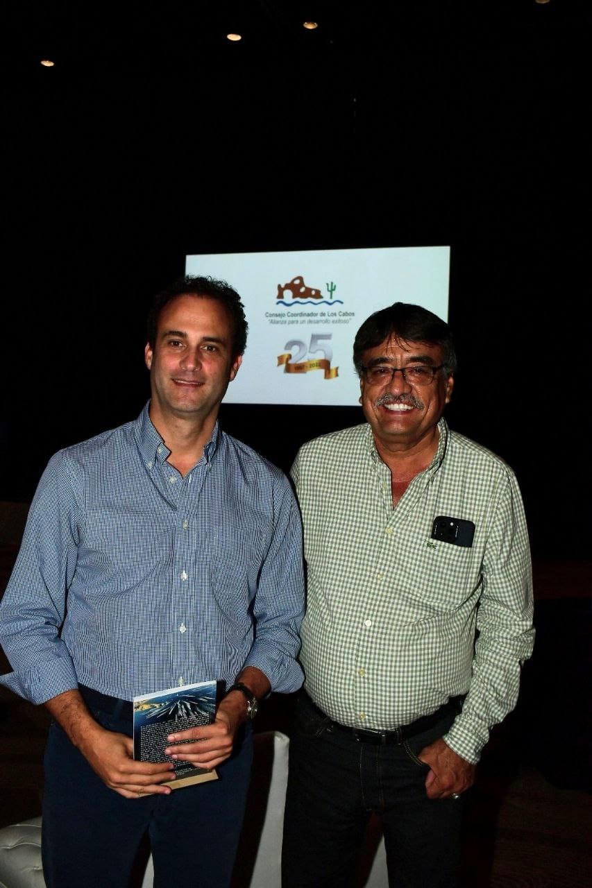 Empresarios de Los Cabos reconocen el trabajo del alcalde Oscar Leggs&nbsp;Castro