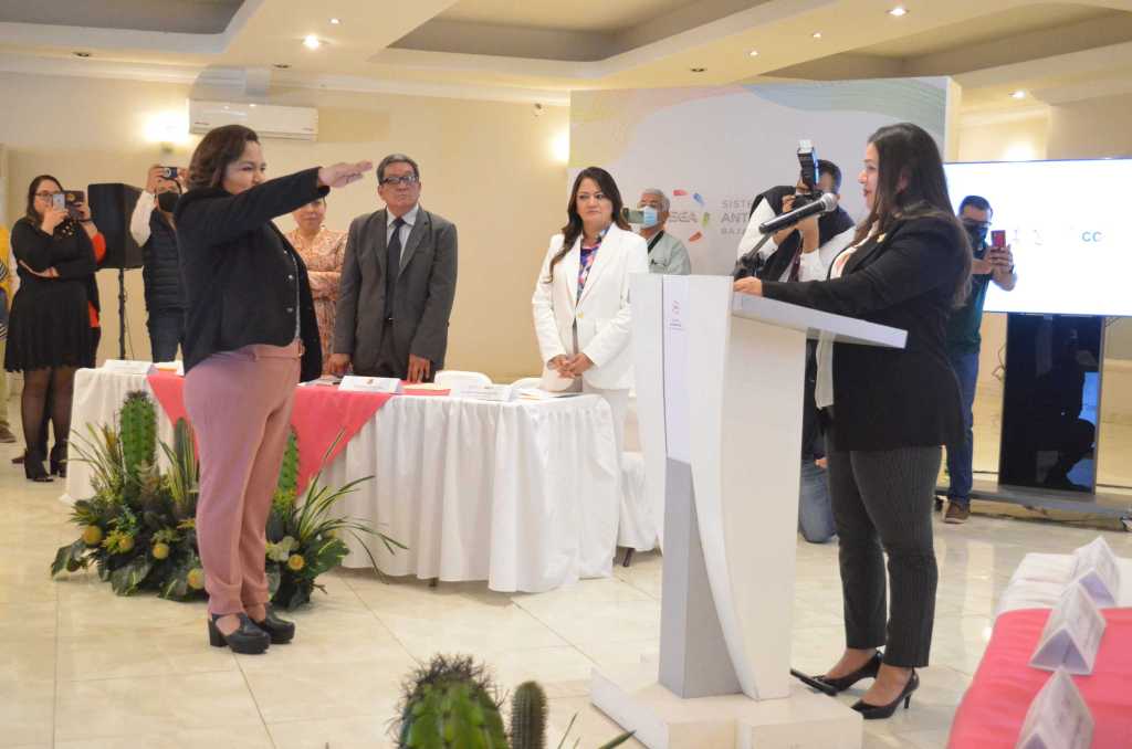 Toma protesta diputada Gabriela Cisneros a la presidenta del Consejo de Participación Ciudadana del&nbsp;SEA