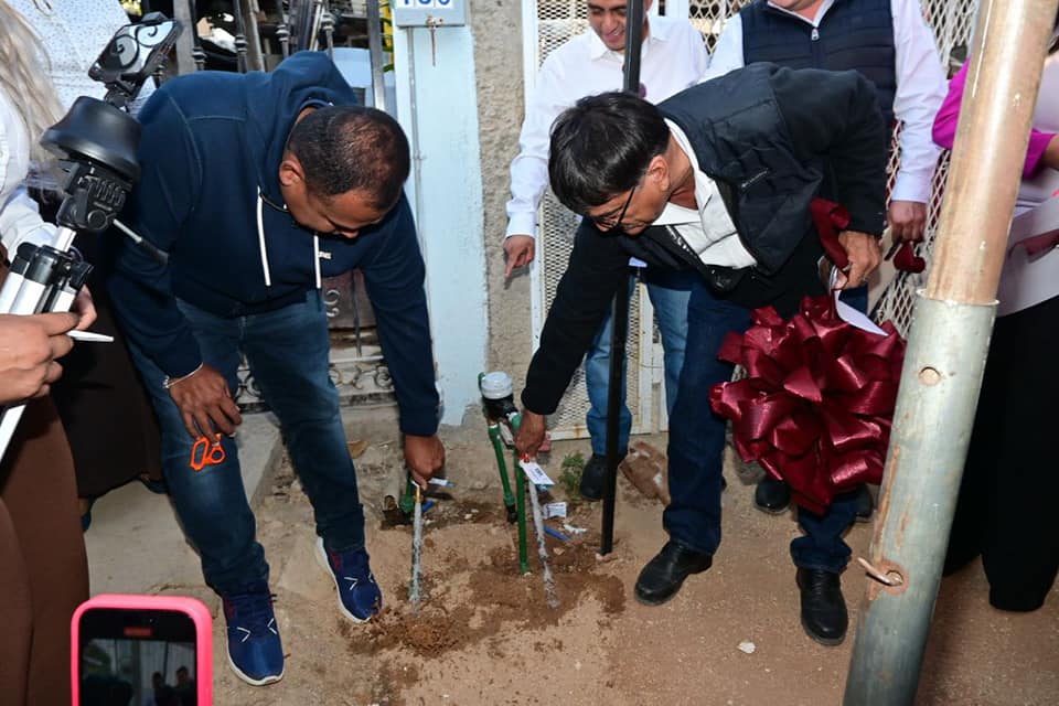 ¡La palabra se cumple! Alcalde Oscar Leggs Castro y equipo del Oomsapas Los Cabos entregan 325 tomas domiciliarias en Valle del Cabo&nbsp;CSL