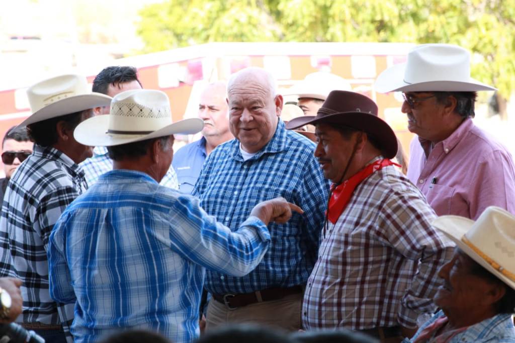 COMPROMETE GOBERNADOR VCC, AMBULANCIA Y BENEFICIOS EN LA COMUNIDAD DE LA&nbsp;CANDELARIA