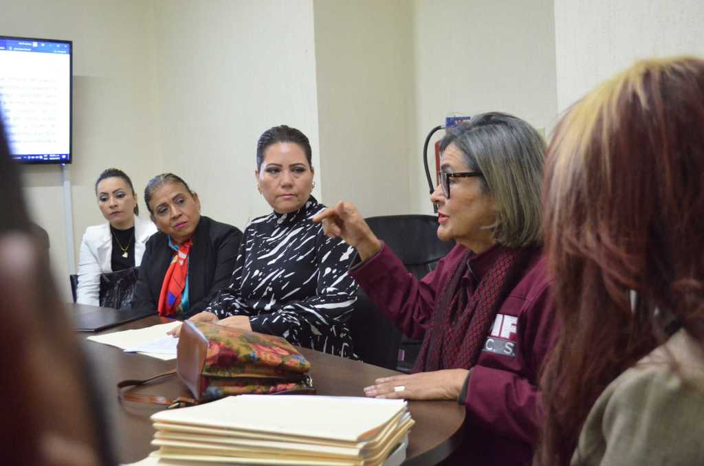 Trabajará la diputada Lorena Marbella González con SEDIF BCS en la elaboración de una iniciativa en protección del adulto mayor 