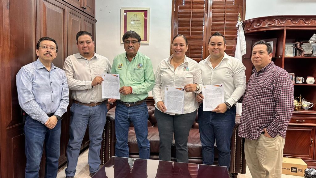 Para beneficio de más de 5 mil 300 colaboradores, firma Gobierno de Los Cabos contrato con Seguros El&nbsp;Potosí