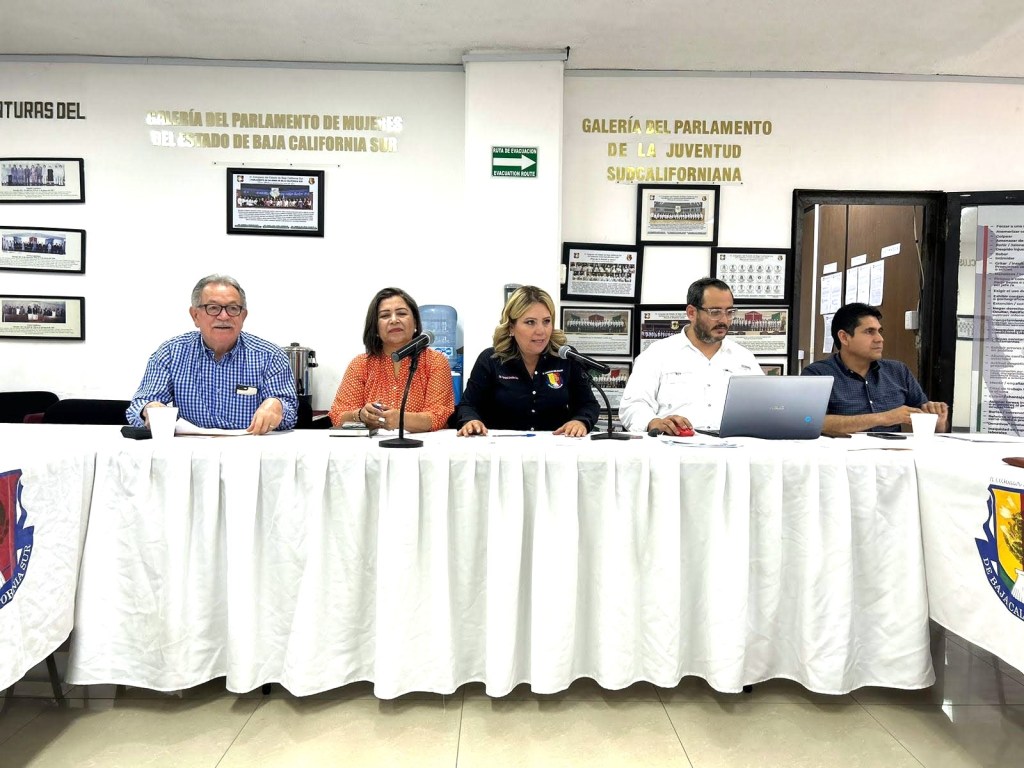 La Comisión Especial  para la Reforma Electoral inicia consulta pública en los cinco municipios: Diputada Marbella&nbsp;González