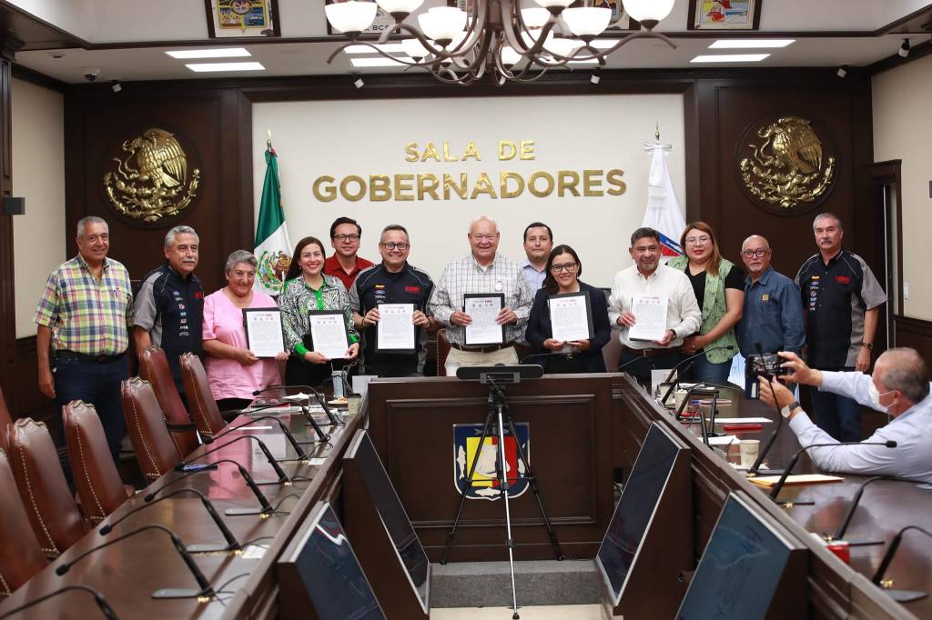 FORMALIZAN CONVENIO DE COLABORACIÓN RUMBO A LA BAJA&nbsp;1000