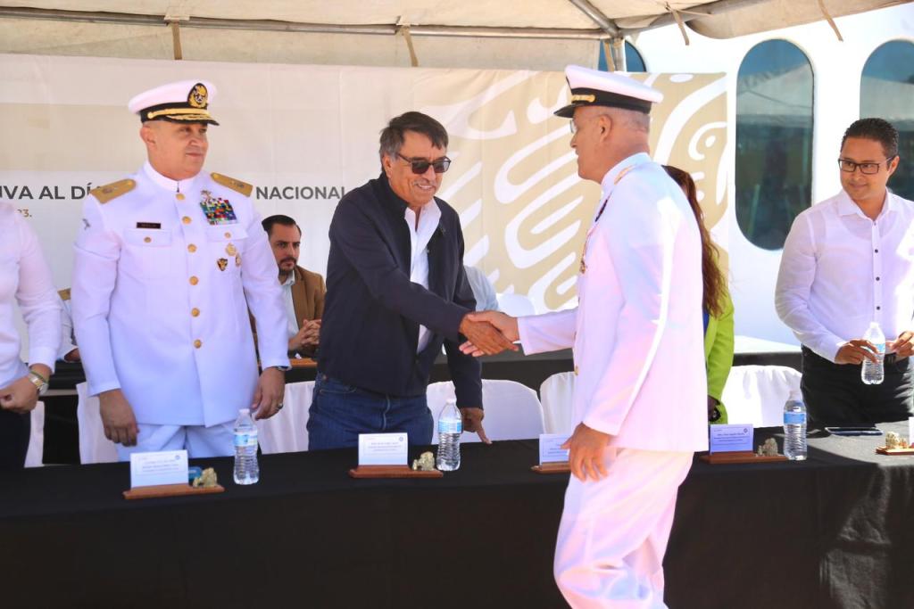 Reconoce alcalde de Los Cabos el trabajo de hombres y mujeres de la Secretaría de Marina Armada de&nbsp;México
