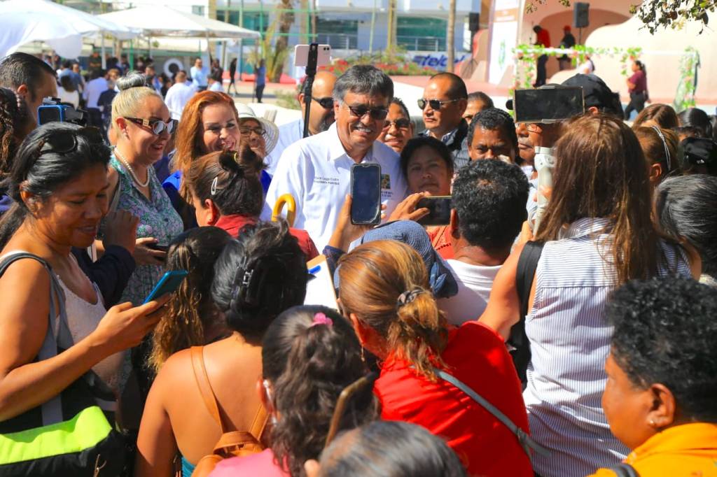 Integrantes de la Coordinadora Indígena y Afromexicana externan respaldo absoluto al Gobierno Municipal que preside Oscar Leggs&nbsp;Castro