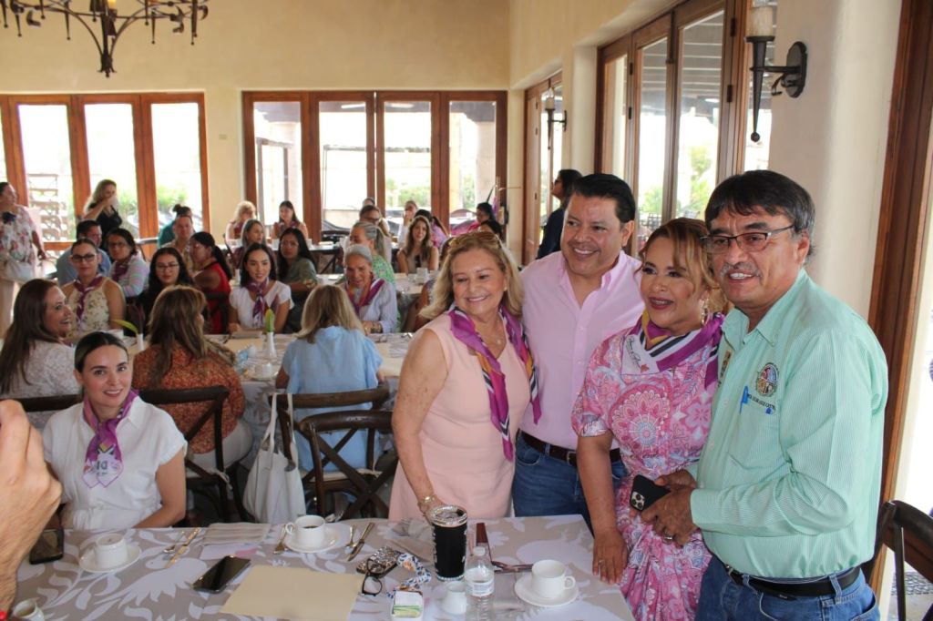 El presidente municipal de Los Cabos Oscar Leggs Castro, reiteró su compromiso con la salud de las y los habitantes de Los&nbsp;Cabos,