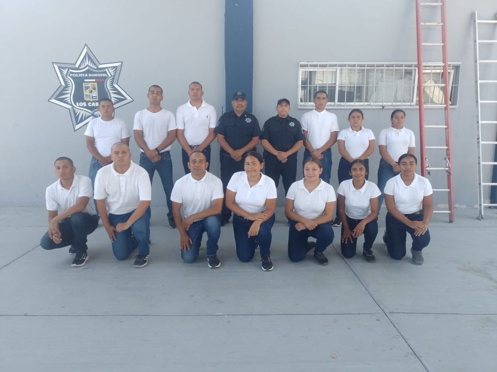 Con el propósito de seguir cumpliendo la encomienda del alcalde Oscar Leggs Castro,  la Dirección de Carrera Policial, capacita y adiestra continuamente a los nuevos&nbsp;cadetes.