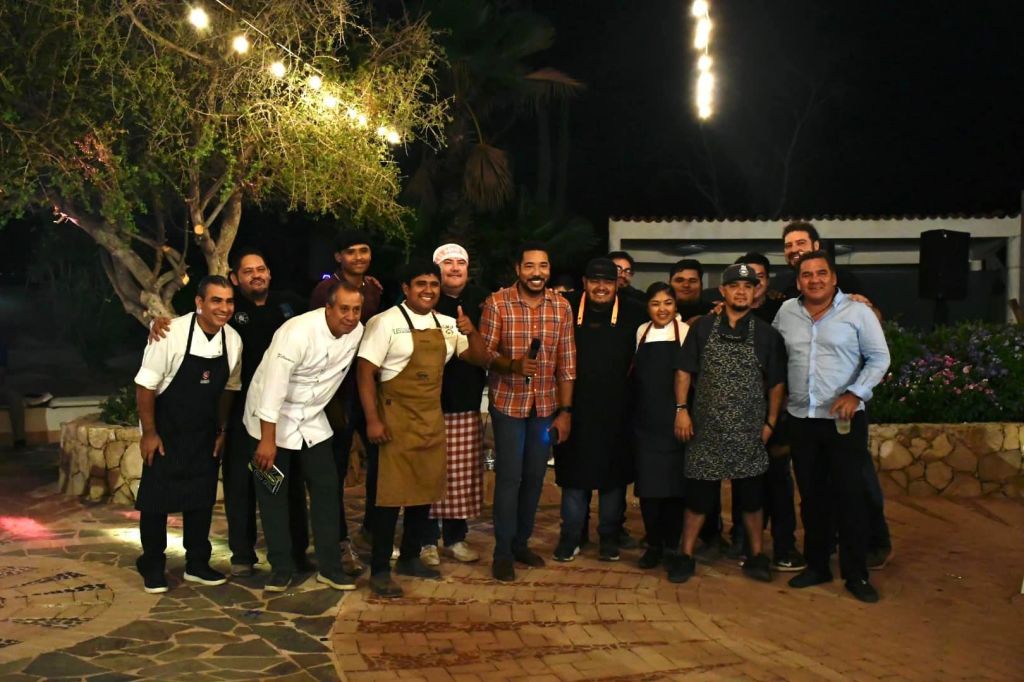 El Gobierno de Los Cabos a través de la Dirección Municipal de Turismo, estuvo presente durante el desarrollo del evento “Entre&nbsp;Carbones”