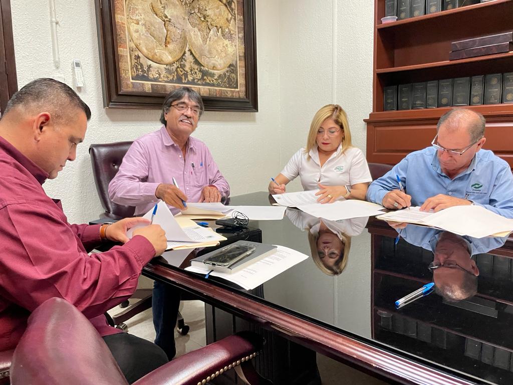 El presidente municipal del XIV Ayuntamiento de Los Cabos Oscar Leggs Castro instruyó a las áreas correspondientes para que finalmente sea entregado en comodato un edificio que sirva como plantel del Colegio Nacional de Educación Profesional Técnica (CONALEP) en Cabo San Lucas beneficiando a 300&nbsp;estudiantes.