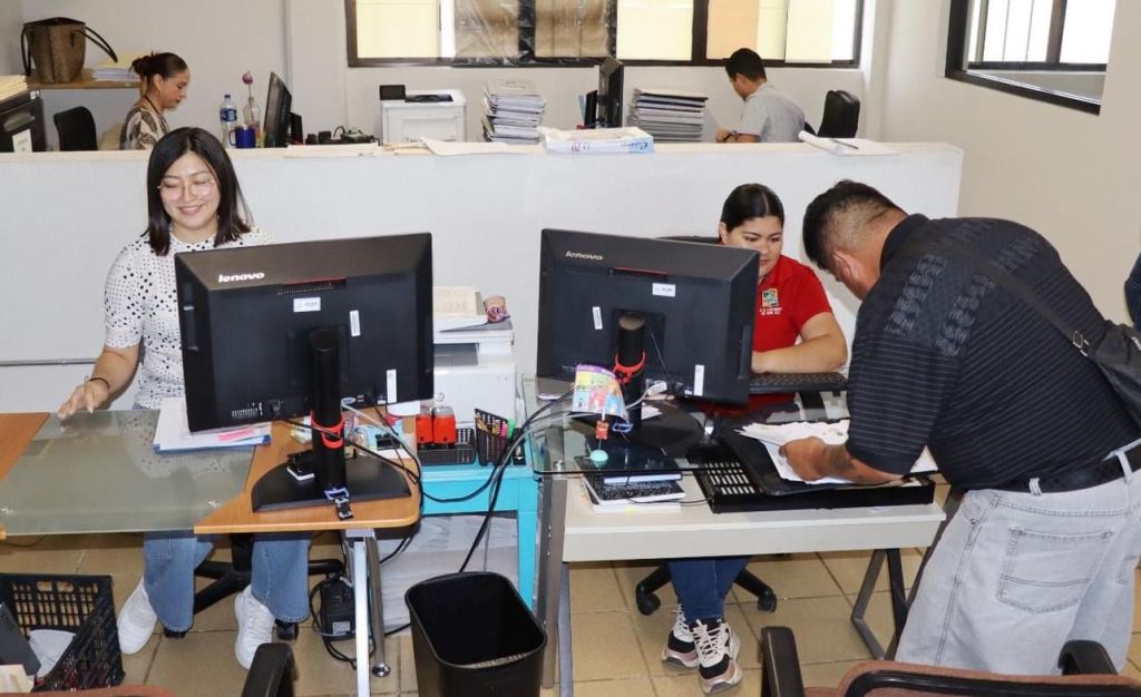 La Dirección Municipal de Catastro cuenta con más personal ampliamente&nbsp;capacitado.