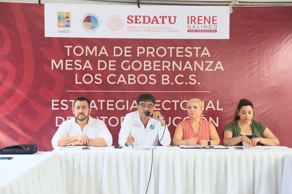 El alcalde de Los Cabos Oscar Leggs Castro tuvo a bien encabezar la instalación de la Mesa de Gobernanza para la Estrategia Sectorial de Autoproducción de&nbsp;Vivienda.