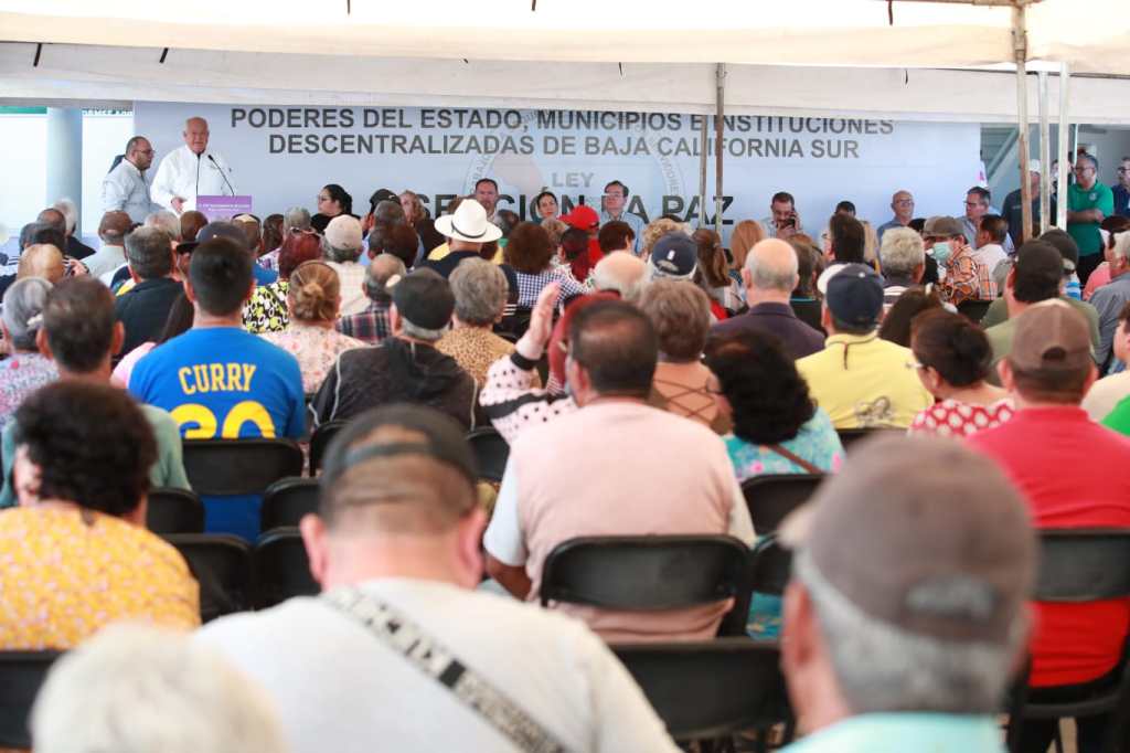 ENCABEZA GOBERNADOR VCC, ENTREGA DE BONO ANUAL A JUBILADOS Y&nbsp;PENSIONADOS