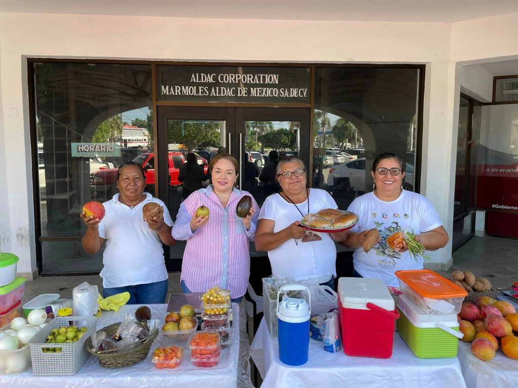 La directora de Vinculación y Fomento Empresarial, dio a conocer que con la finalidad de fortalecer el desarrollo económico, se continúa impulsando a las y los productores del&nbsp;municipio.