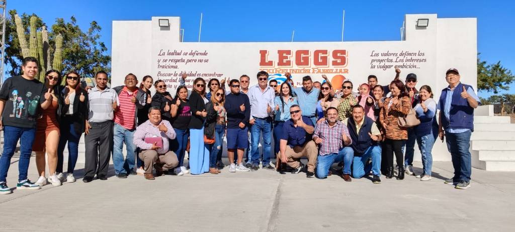 El presidente municipal de Los Cabos Oscar Leggs Castro tuvo un encuentro con representantes de la CROC en Baja California Sur, donde trataron el tema de tarifas de escombro en el relleno&nbsp;sanitario.