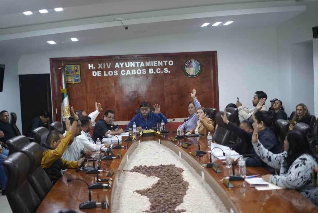 El pleno aprobó por mayoría de votos el punto de acuerdo presentado por el alcalde Oscar Leggs Castro, mediante el cual se aprueba el presupuesto de egresos del municipio de Los Cabos, -para el Ejercicio Fiscal&nbsp;2024.