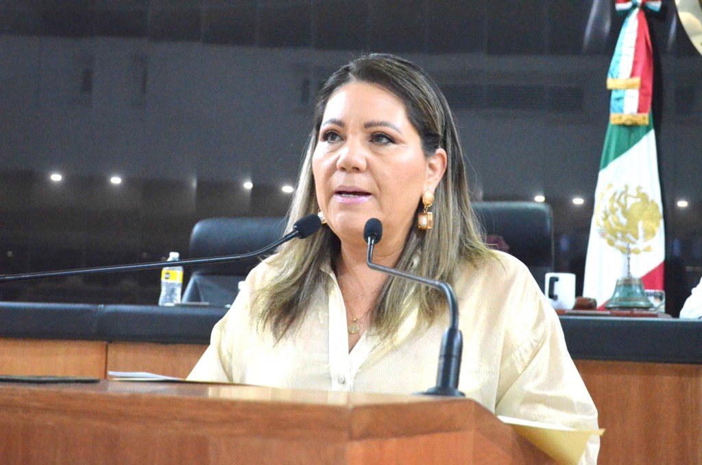 Piden al gobierno del Estado rescatar archivos y material fílmico de la construcción de la Carretera&nbsp;Transpeninsular