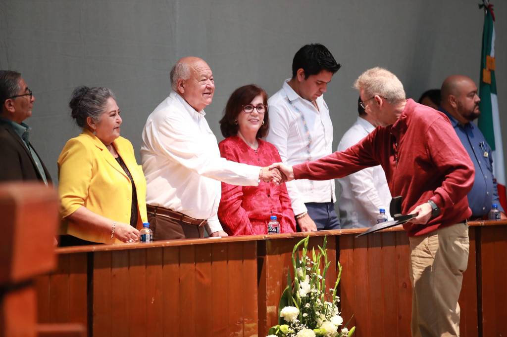 RECONOCE GOBERNADOR VCC, TRAYECTORIA DE TRABAJADORES DEL&nbsp;COBACH