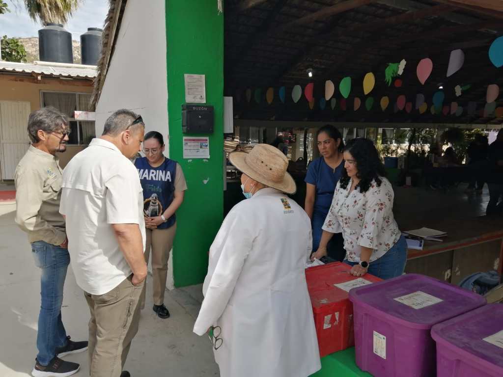 Personal de la Secretaría General de Cabo San Lucas, recorrió la zona rural de La Candelaria y Los Pozos. 