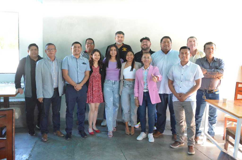 Se reúne la presidenta de la Comisión del Deporte con Cronistas Deportivos en su&nbsp;día