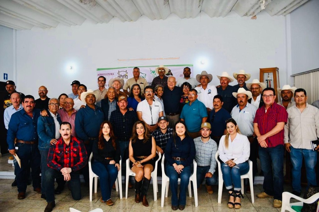 ASISTE GOBERNADOR A LA ASAMBLEA DE LA UNIÓN GANADERA REGIONAL DE&nbsp;BCS