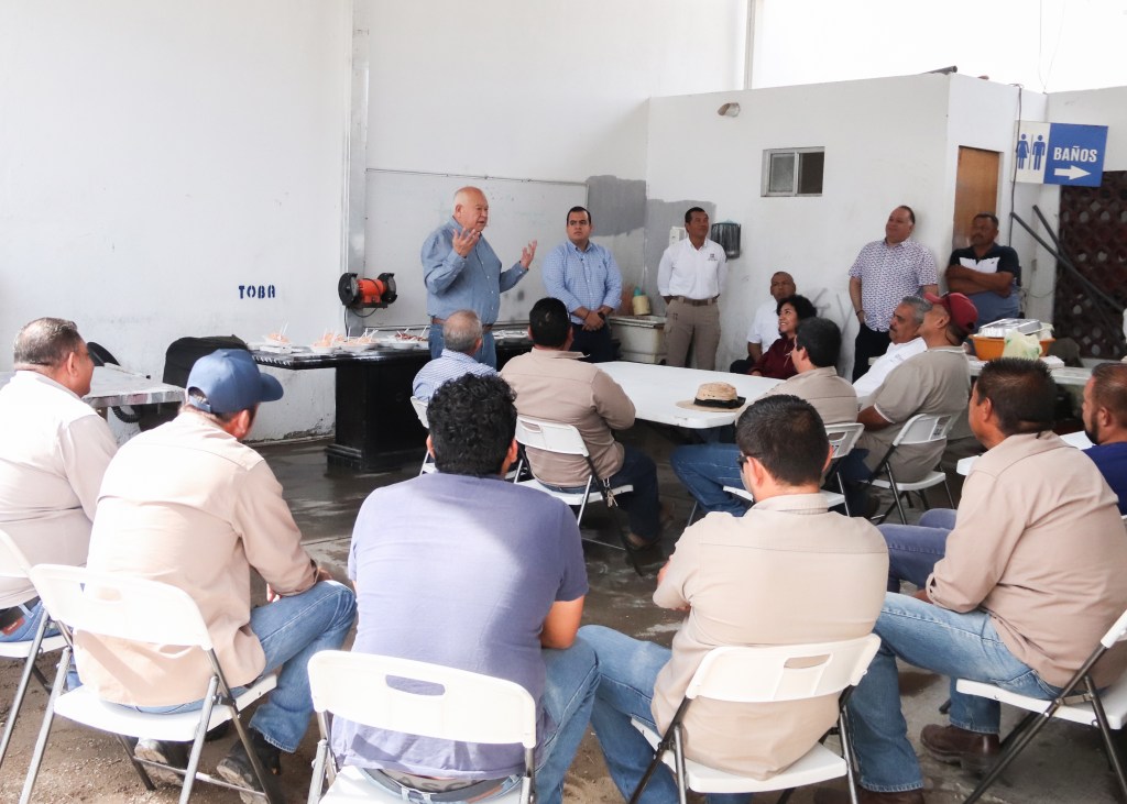 SOSTIENE VMCC REUNIÓN CON TRABAJADORES DE MANTENIMIENTO DE&nbsp;GOBIERNO