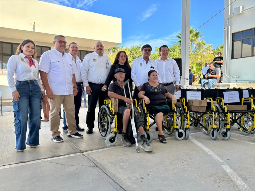 El presidente municipal Oscar Leggs Castro anunció que con el objetivo de regularizar el servicio de recolección de basura se efectuará la contratación de nuevos camiones por un lapso de 10&nbsp;días.