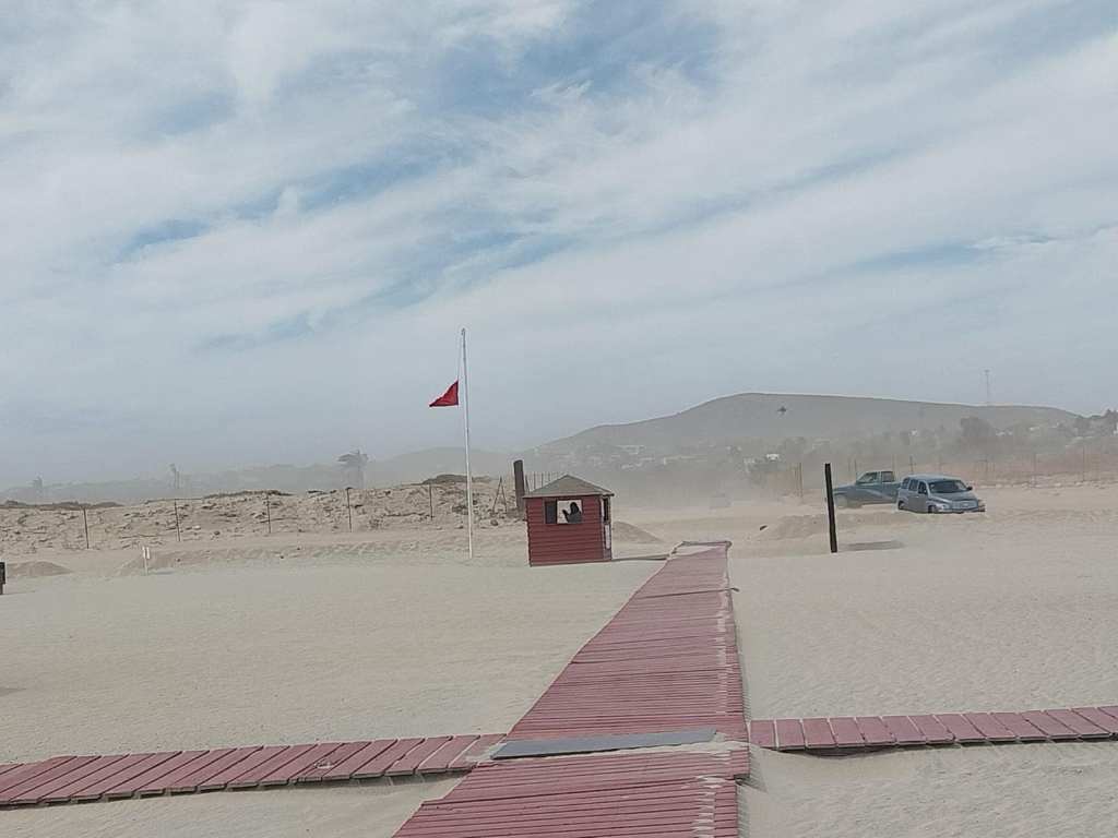 Debido al periodo de Semana Santa, personal de Zofemat refuerza la limpieza y vigilancia de las&nbsp;playas.