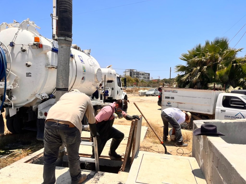 El Organismo OMSAP de Los Cabos continúa implementando el programa de mantenimiento preventivo en los cárcamos de aguas&nbsp;residuales.