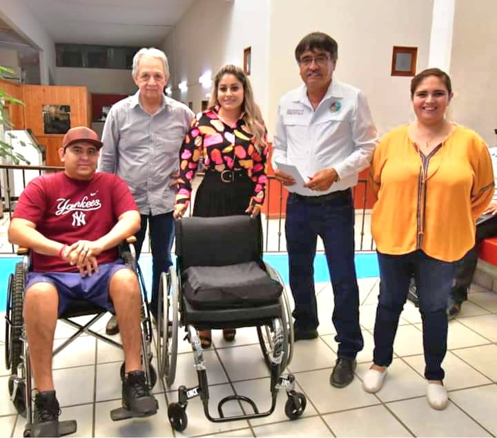 Optimizar la calidad de vida de las y los habitantes en el municipio de Los Cabos, es el compromiso de la Dirección Municipal de Atención Ciudadana que dirige Dina Margarita de la Paz&nbsp;Araiza.