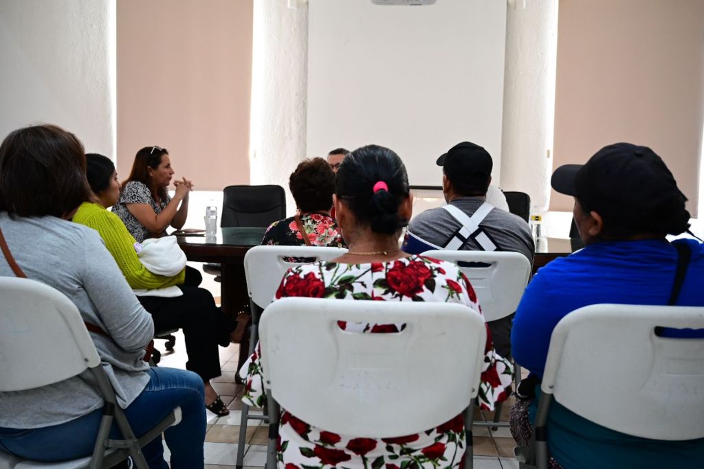 Autoridades del Gobierno Municipal tuvieron una reunión de trabajo sobre el cierre escalonado del turno vespertino y posible suspensión del próximo ciclo&nbsp;escolar.