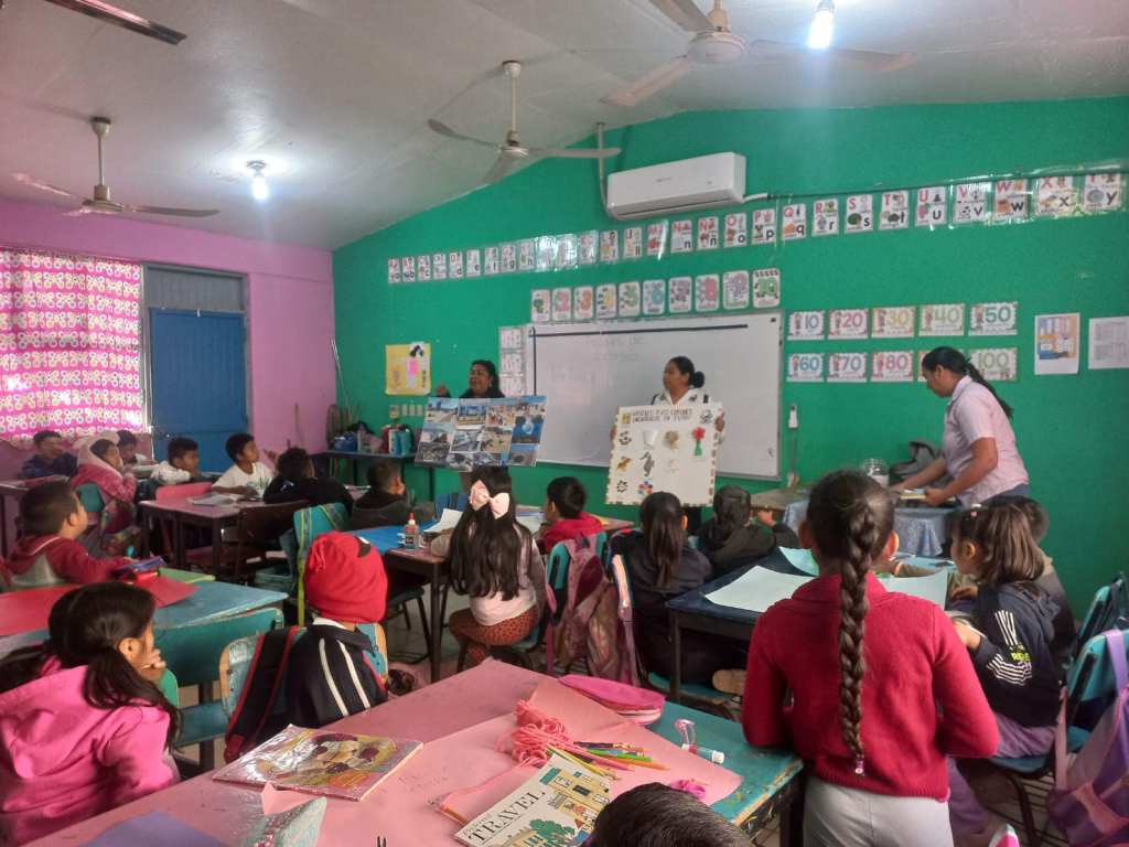 El Gobierno de Los Cabos a través de ZOFEMAT, reitera su compromiso impartiendo pláticas en centros educativos para concientizar a las y los estudiantes sobre la importancia de proteger y mantener limpias las&nbsp;playas.