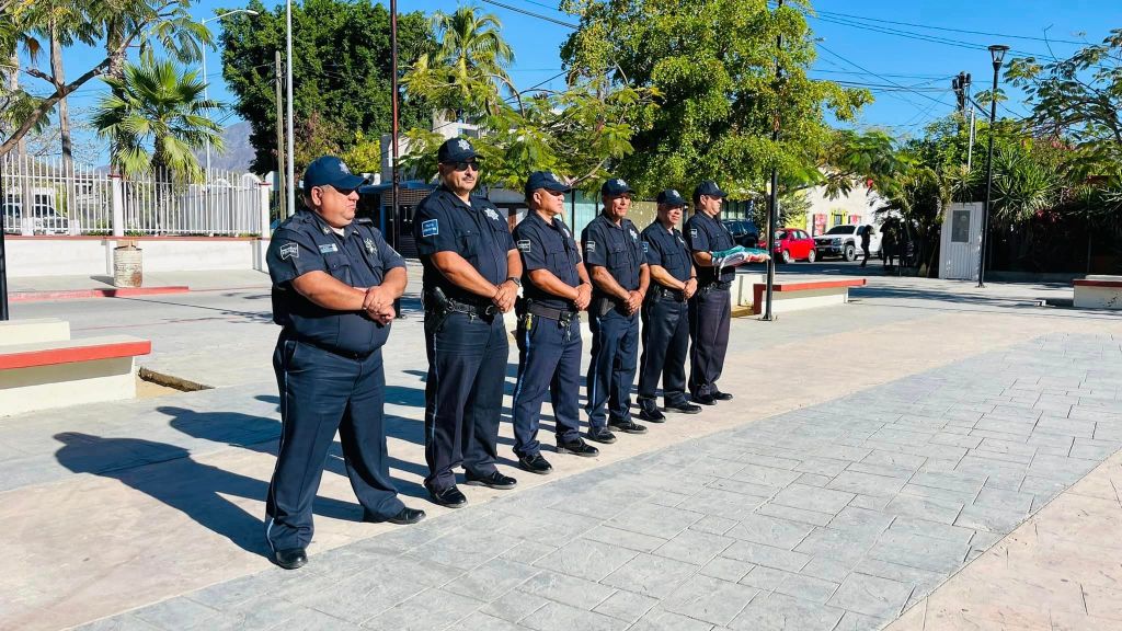 Estudiantes, habitantes de la comunidad y personas servidoras públicas encabezaron el acto cívico conmemorativo al XXXVIII aniversario de la conversión a Delegación Municipal de&nbsp;Miraflores.