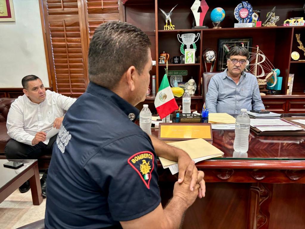 El acalde Oscar Leggs Castro acordó sumarse por medio de Servicios Públicos a las tareas de recolección de&nbsp;basura.