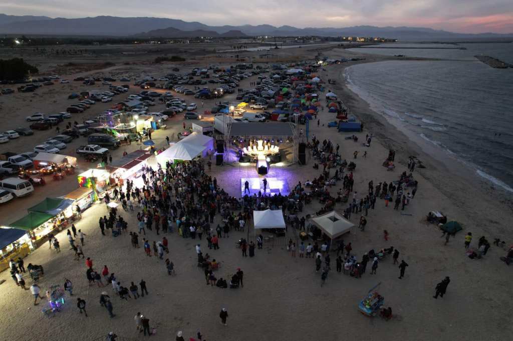 Personal de la Dirección Municipal de Protección Civil, exhorta a la ciudadanía a tomar las medidas de seguridad necesarias para observar el eclipse de sol el próximo 08 de abril del&nbsp;2024.