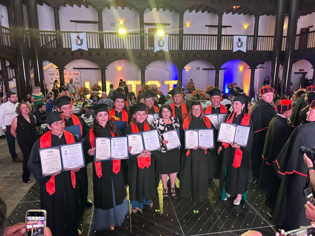 Elementos del H. Cuerpo de Bomberos de Cabo San Lucas, obtuvieron el grado de Maestría en Protección Civil y Gestión de&nbsp;Emergencias.