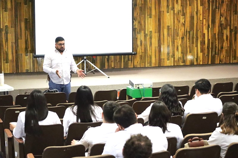PREPARAN A 45 PASANTES DE MEDICINA QUE REALIZARÁN SERVICIO SOCIAL EN CENTROS DE SALUD DE&nbsp;BCS