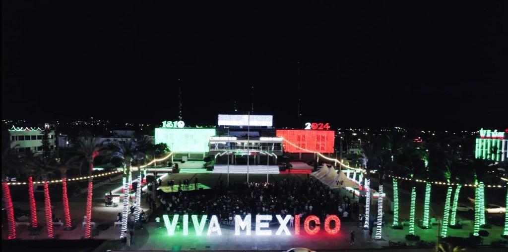 ENCIENDE VMCC ILUMINACIÓN ALUSIVA A LAS FESTIVIDADES DE SEPTIEMBRE EN&nbsp;BCS.