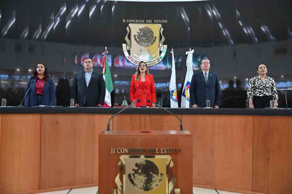 Inicia la XVII Legislatura el primer periodo de&nbsp;sesiones